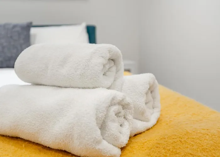 Luxury Flat Near Central London - Tower Bridge- Covent Garden
